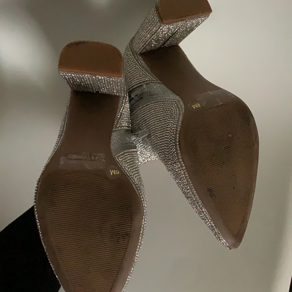Silver boots - Picture 4 of 5